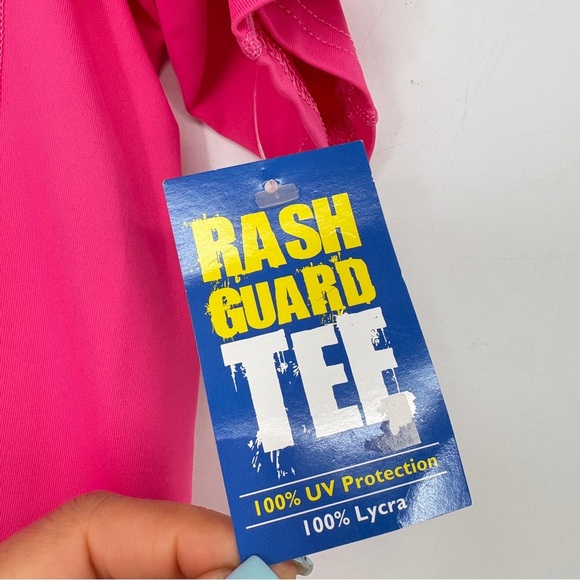 Ocean Outfitters Hot Pink Rash Guard Tee Short Sleeve‎ Top Women's Small 100% UV - Picture 3 of 9
